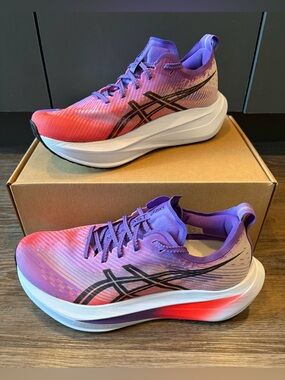 Asics Megablast Women’s Size 9